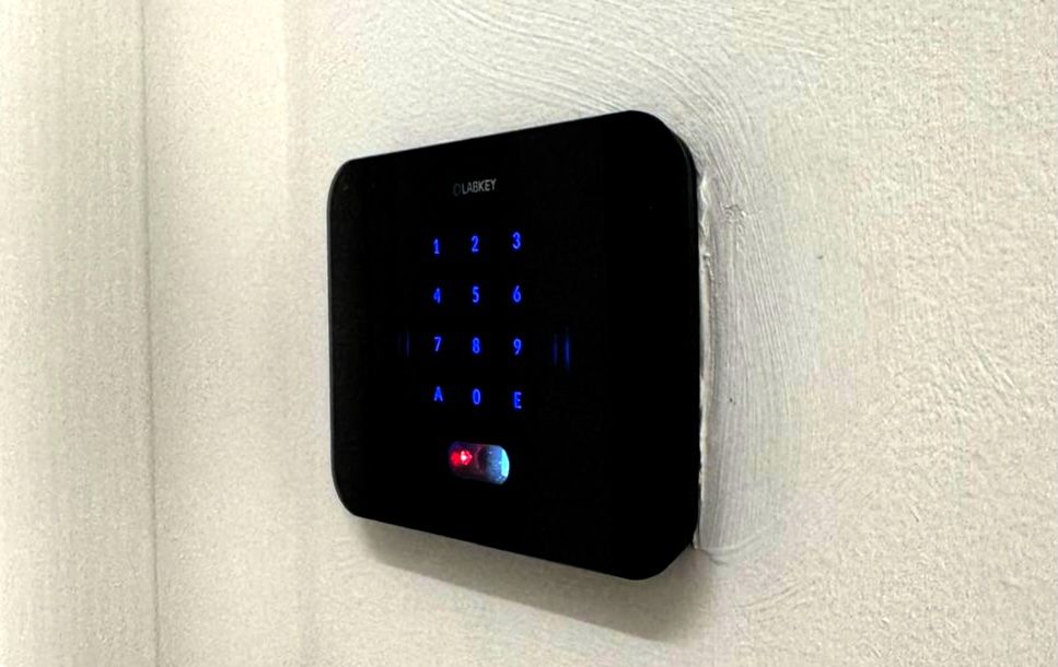 Built-in QR code reader