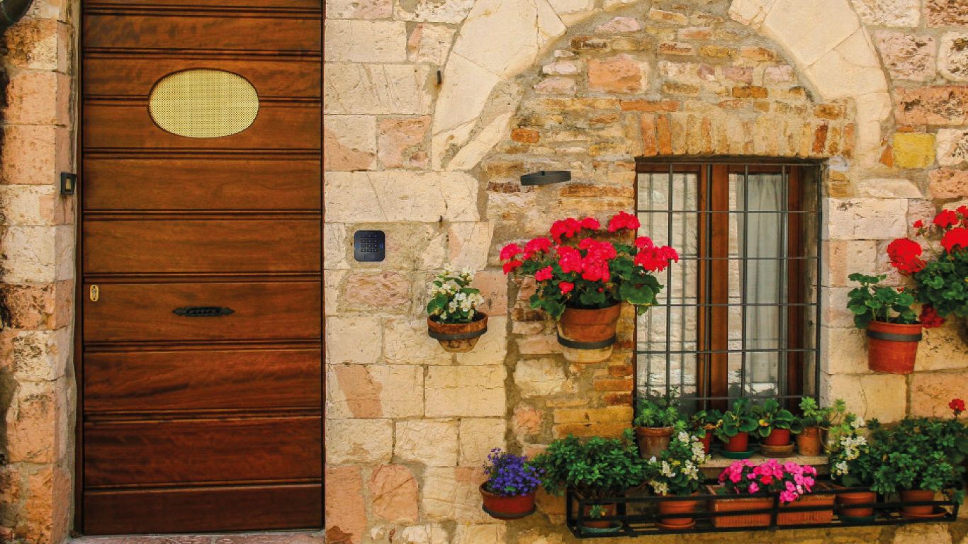 tastiera con lettore qr e bade